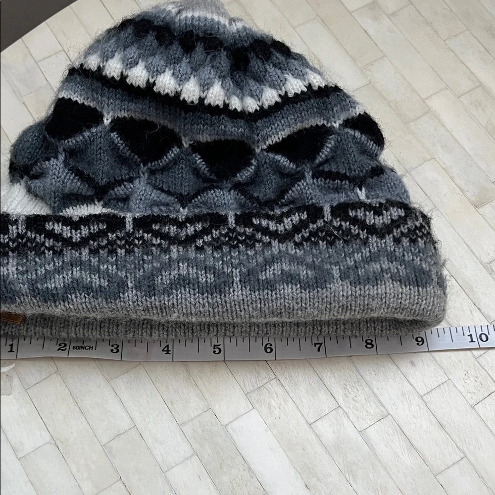 Cozy Knit 100% Alpaca Warm Kids Hat - Gray and Black